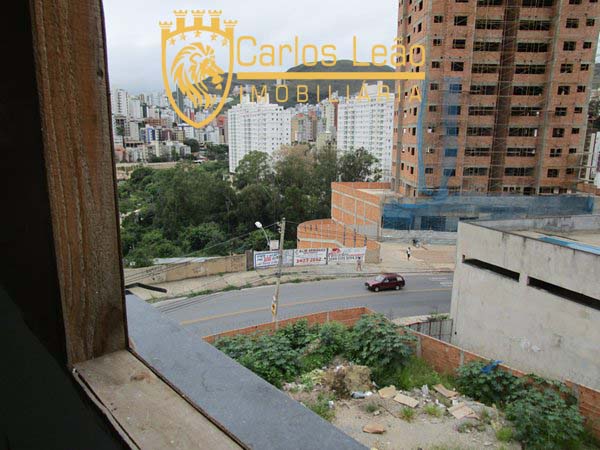 Terreno à venda, 601m² - Foto 2