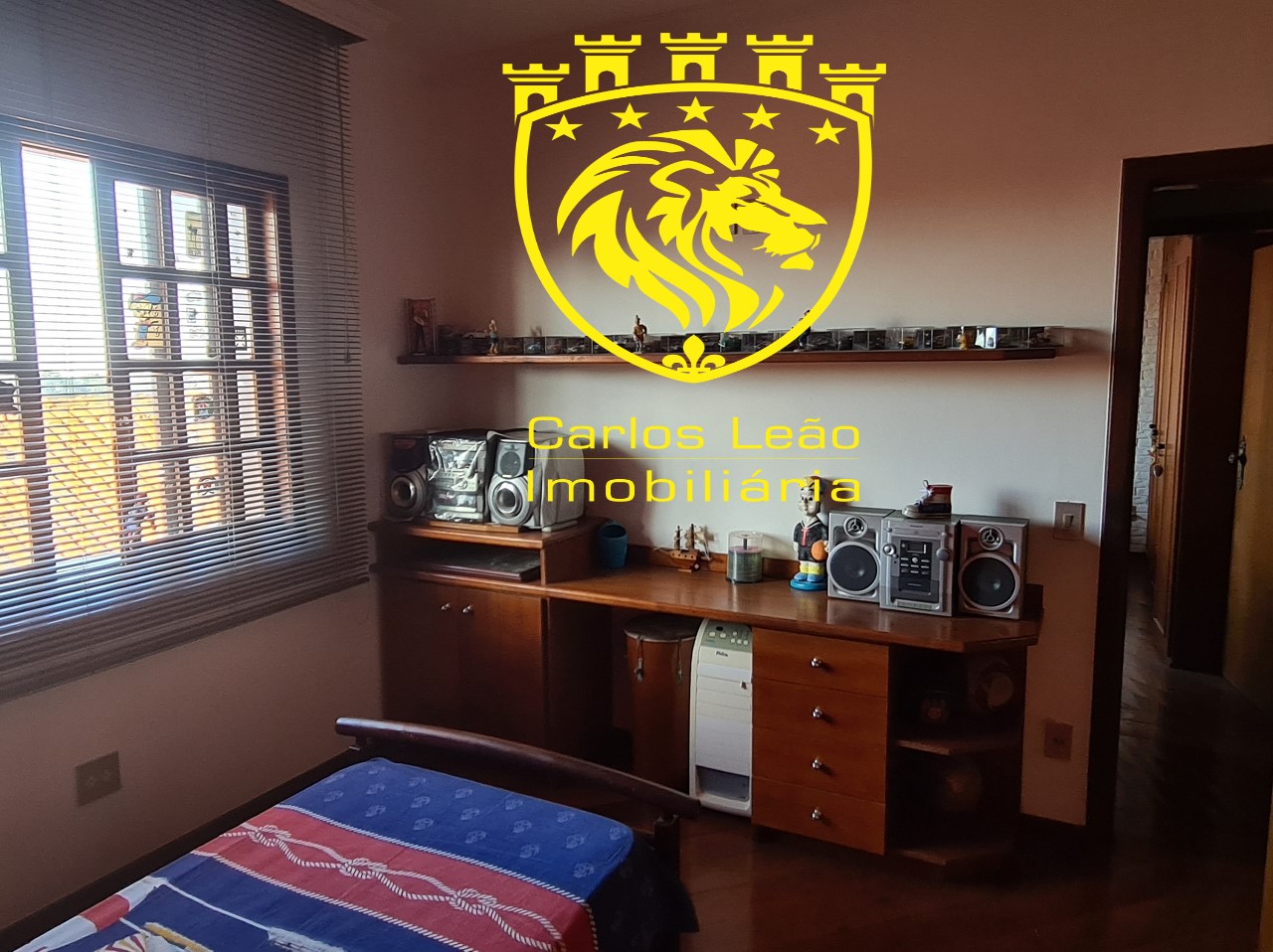 Casa à venda com 4 quartos, 360m² - Foto 8