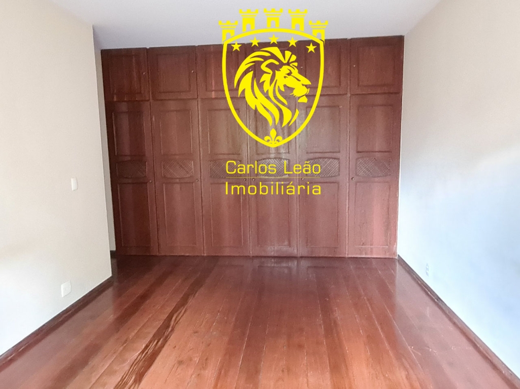 Apartamento à venda com 4 quartos, 240m² - Foto 4