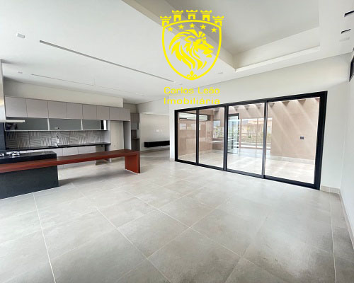 Casa à venda com 4 quartos, 350m² - Foto 9