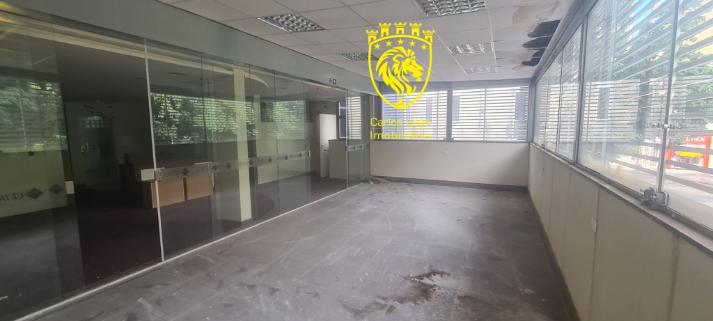 Conjunto Comercial-Sala à venda com 1 quarto, 200m² - Foto 11